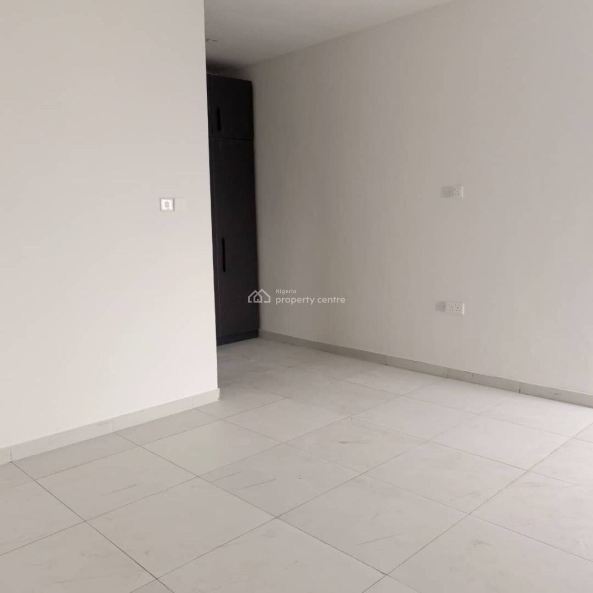 3 Bedroom Flat Available, Off Akeem Dickson, Lekki Phase 1, Lekki, Lagos, Flat / Apartment for Rent