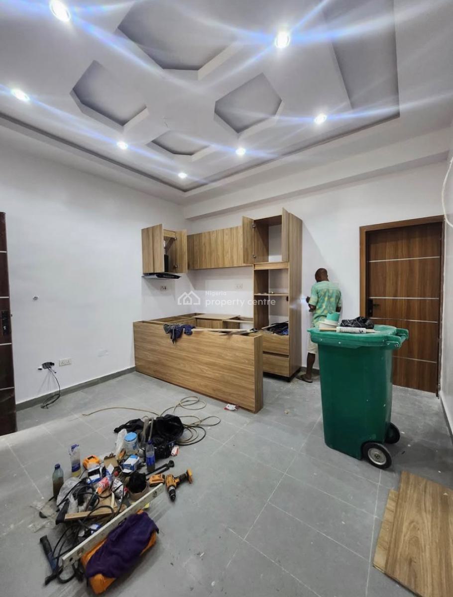 1 Bedroom Serviced Apartment, Ilasan, Ikate, Lekki, Lagos, Mini Flat (room and Parlour) for Rent