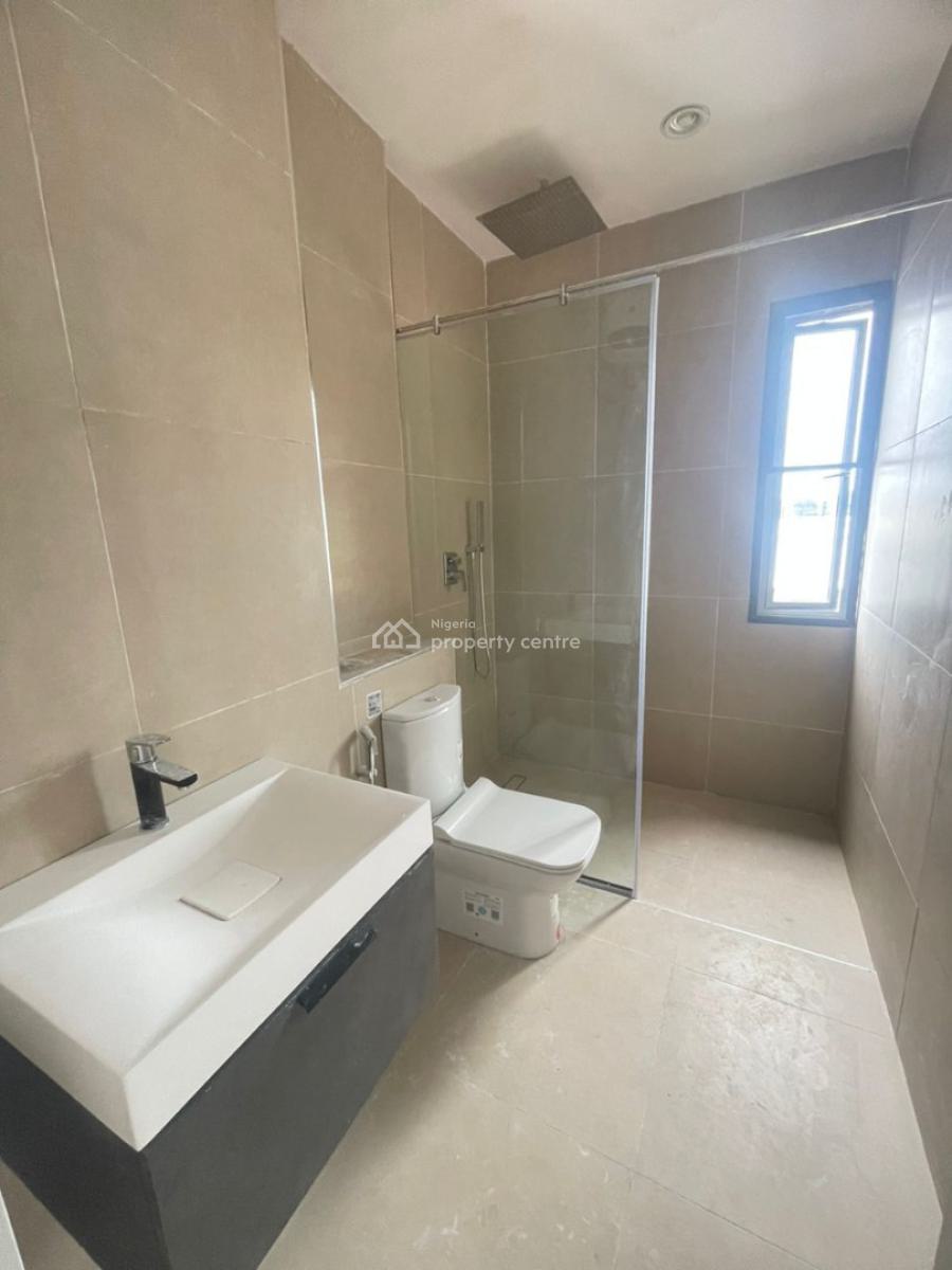 Serviced 3 Bedroom Apartment, Lekki Phase 1, Lekki, Lagos, Flat / Apartment for Rent