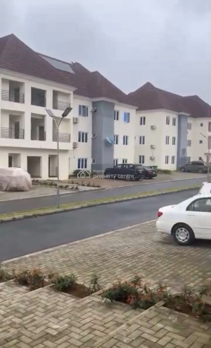 Spacious 2 Bedroom En-suite Flat, Jahi, Abuja, House for Rent
