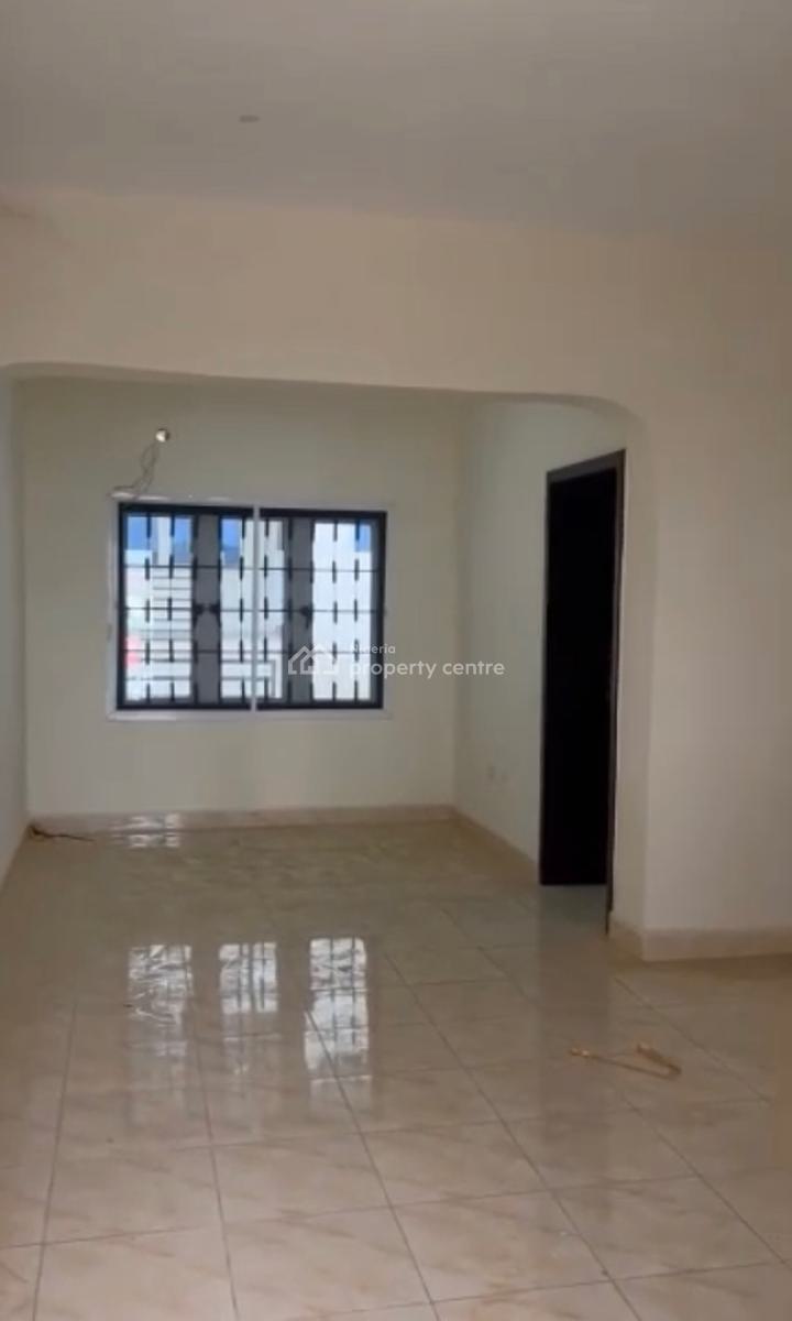 Spacious 2 Bedroom En-suite Flat, Jahi, Abuja, House for Rent