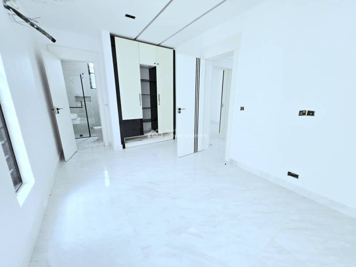 Contemporary Spacious 5 Bedroom Fully Detached Duplex, Chevron, Lekki, Lagos, Detached Duplex for Sale