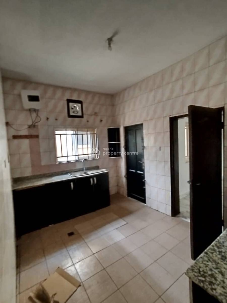 5 Units of 3 Bedroom Flat with 1 Unit Bedroom Flat, Utako, Abuja, Flat / Apartment for Rent