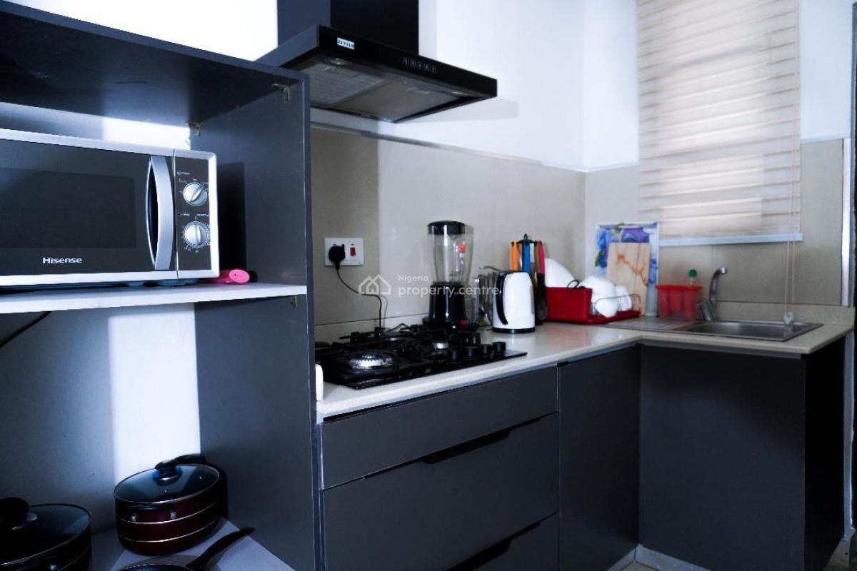 Cozy 2 Bedrooms Apartment, Ocean Bay Estate, Lekki, Lagos, Flat / Apartment Short Let