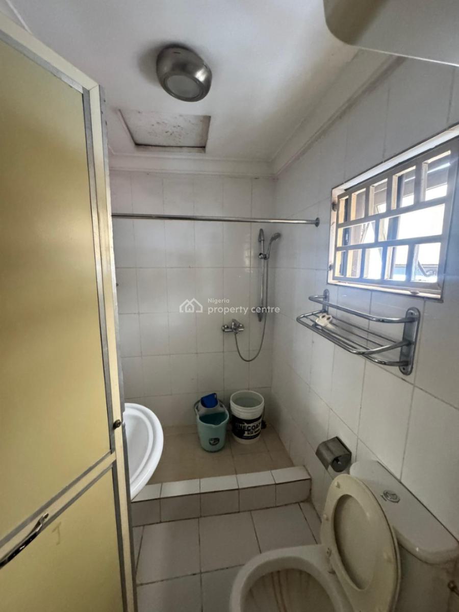 Stunning 4 Bedrooms Semi-detached Duplex with 1bedroom Guests Chalets, Kado Estate, Kado, Abuja, Semi-detached Duplex for Sale