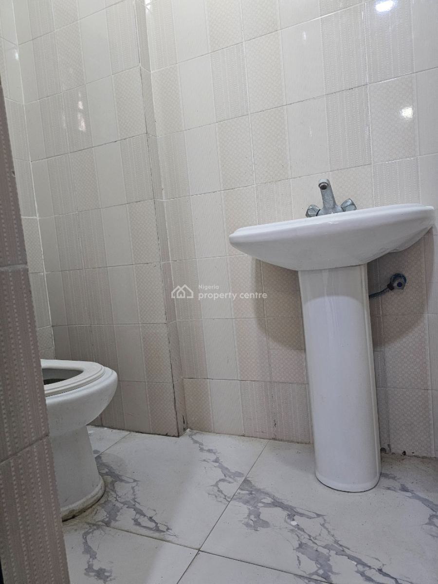 2 Bedrooms Flat, Lekki Phane1 Lagos, Lekki, Lagos, Flat / Apartment for Rent