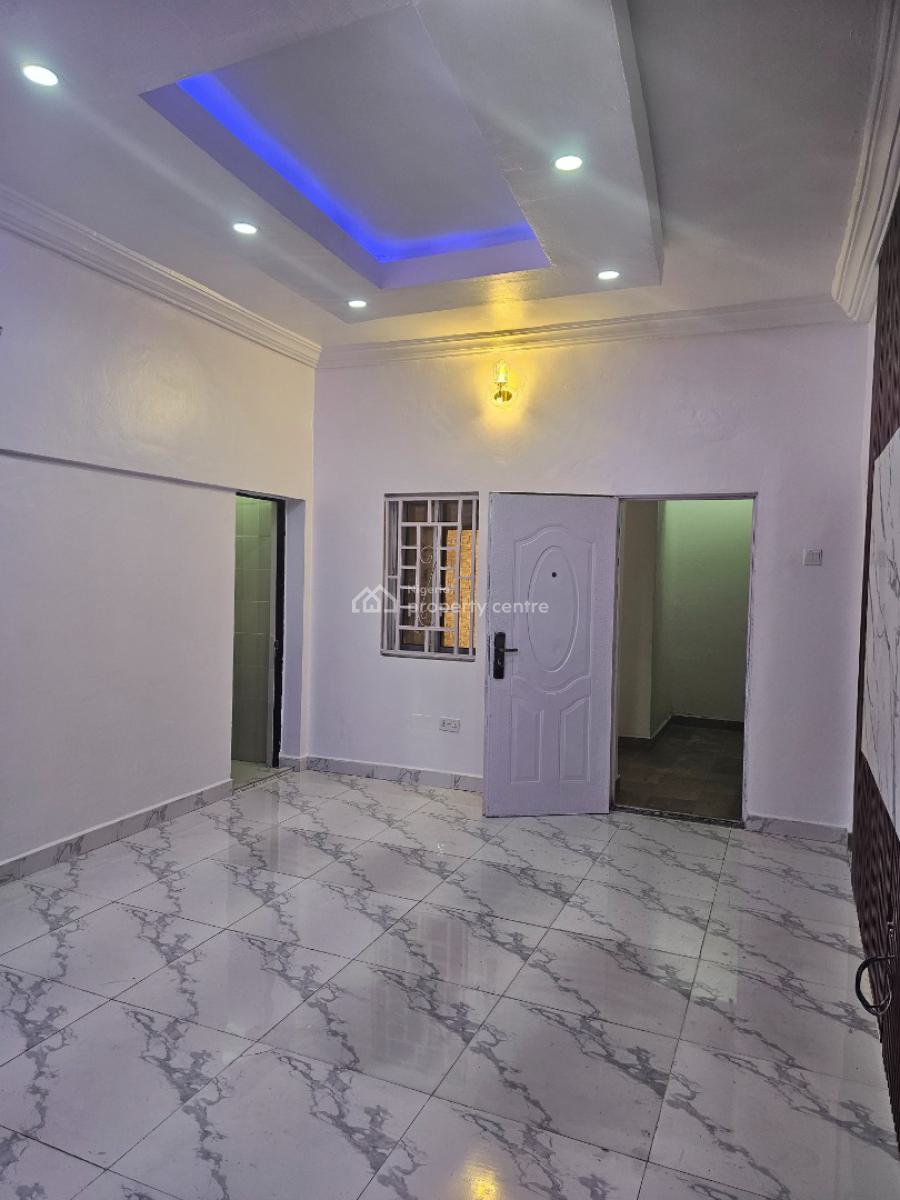 2 Bedrooms Flat, Lekki Phane1 Lagos, Lekki, Lagos, Flat / Apartment for Rent