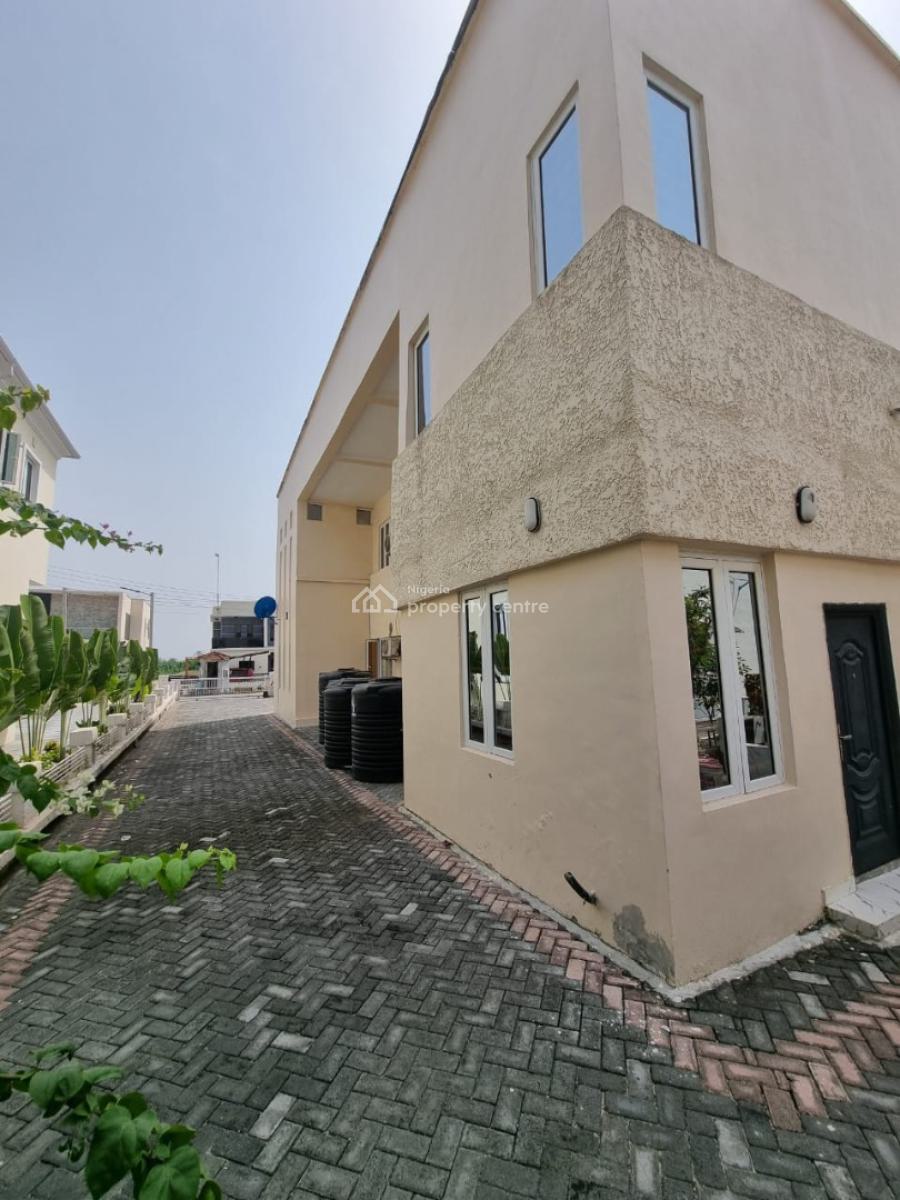 Luxury Built 3 Bedroom Fully Detached Duplex Sitting on 600sqm2 Land, Northern Forshore Estate Chevron, Lekki, Lagos, Detached Duplex for Sale