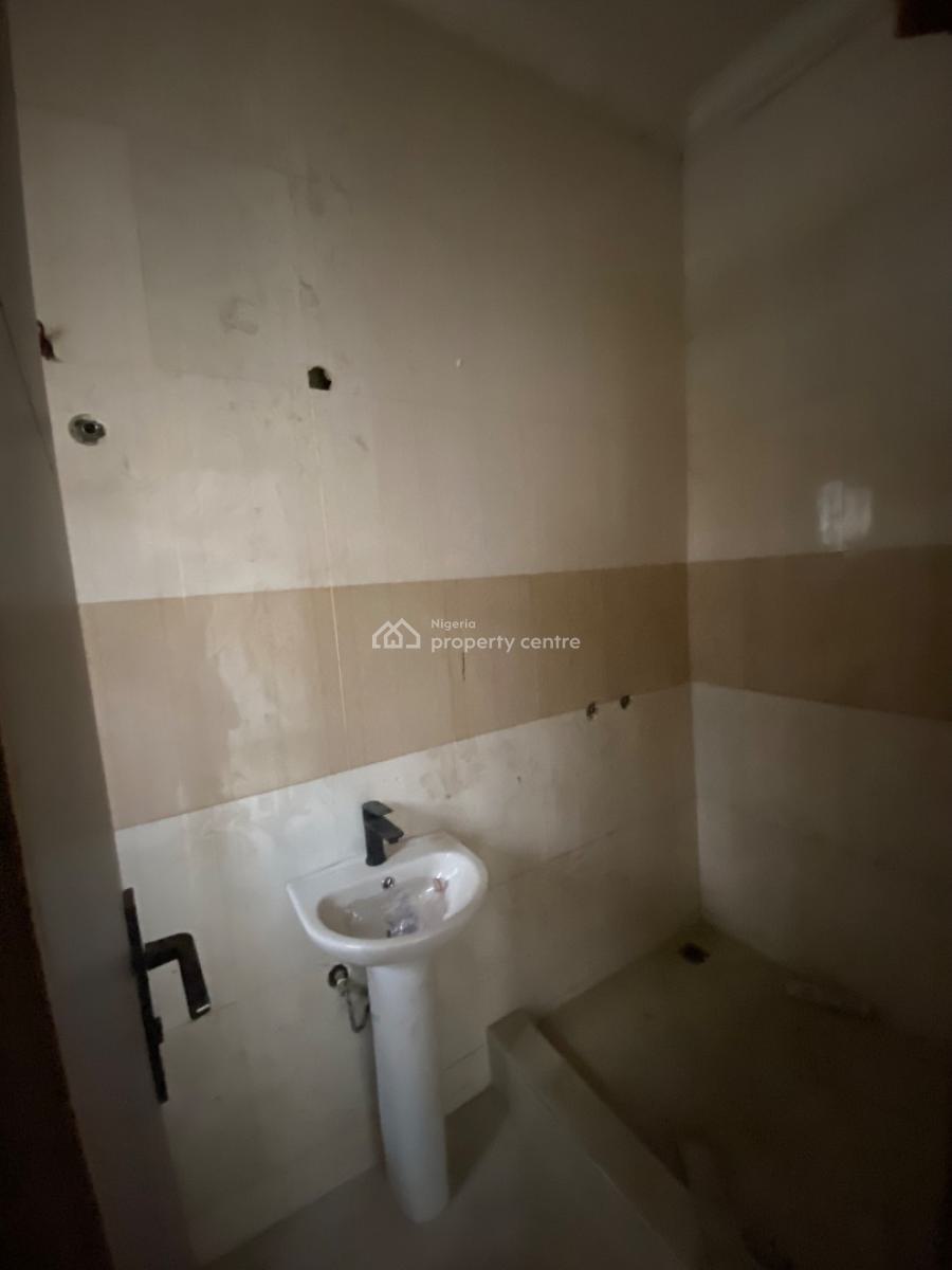 Five Bedroom Townhouse with a Room Bq, Off Oba Dosumu, Ikeja Gra, Ikeja, Lagos, Terraced Duplex for Rent