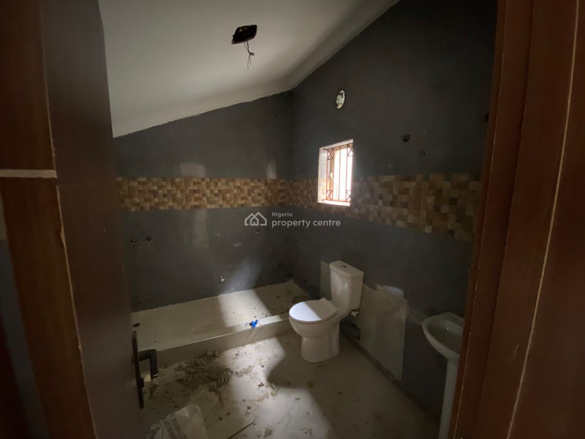 Five Bedroom Townhouse with a Room Bq, Off Oba Dosumu, Ikeja Gra, Ikeja, Lagos, Terraced Duplex for Rent