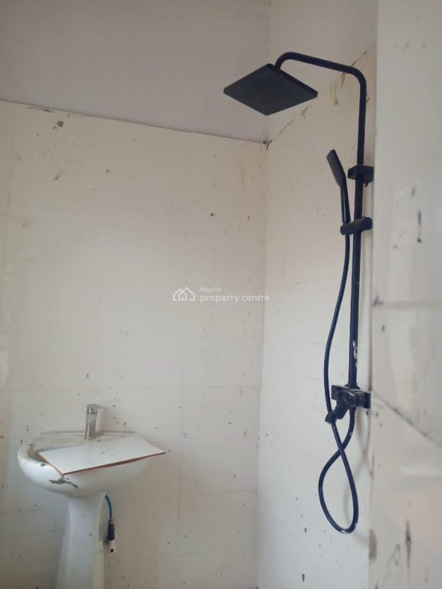 Spacious 1 Bedroom Mini Flat, Chevron, Lekki, Lagos, Mini Flat (room and Parlour) for Rent