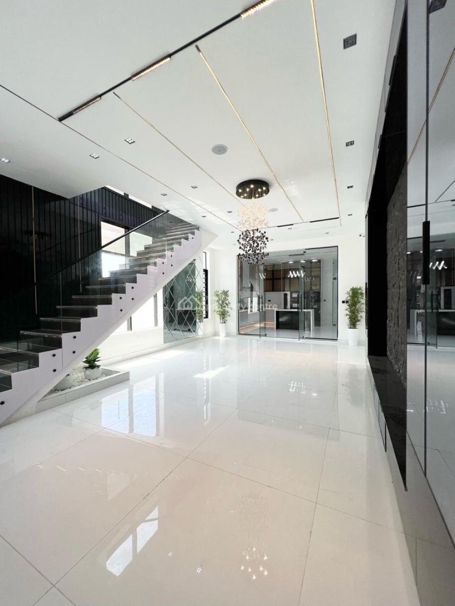 Luxurious 5 Bedrooms Fully-detached Duplex with Bq, Chevron, Lekki, Lagos, Detached Duplex for Sale