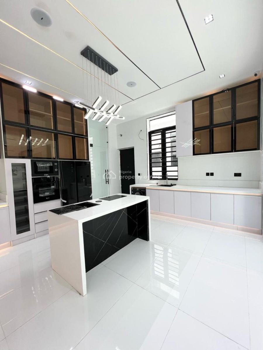 Luxurious 5 Bedrooms Fully-detached Duplex with Bq, Chevron, Lekki, Lagos, Detached Duplex for Sale