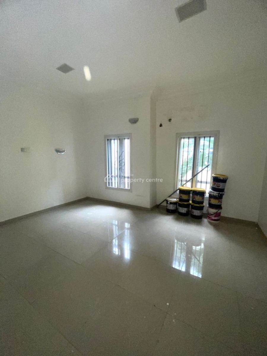 Self Serviced 5 Bedroom Detached Duplex + 2 Room Bq, Lekki Phase 1, Lekki, Lagos, Flat / Apartment for Rent
