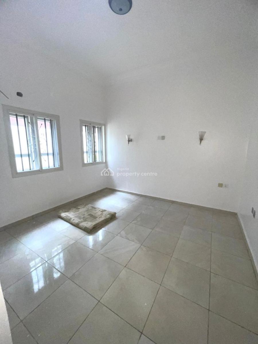 Self Serviced 5 Bedroom Detached Duplex + 2 Room Bq, Lekki Phase 1, Lekki, Lagos, Flat / Apartment for Rent
