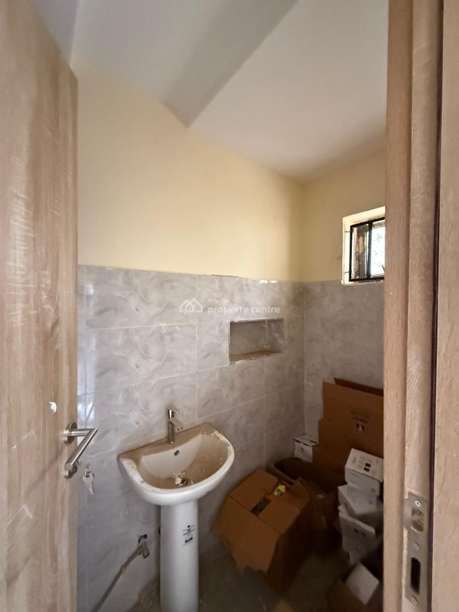 Specially Built 4 Bedroom Terrace Duplex with Bq, Jahi, Abuja, Terraced Duplex for Sale