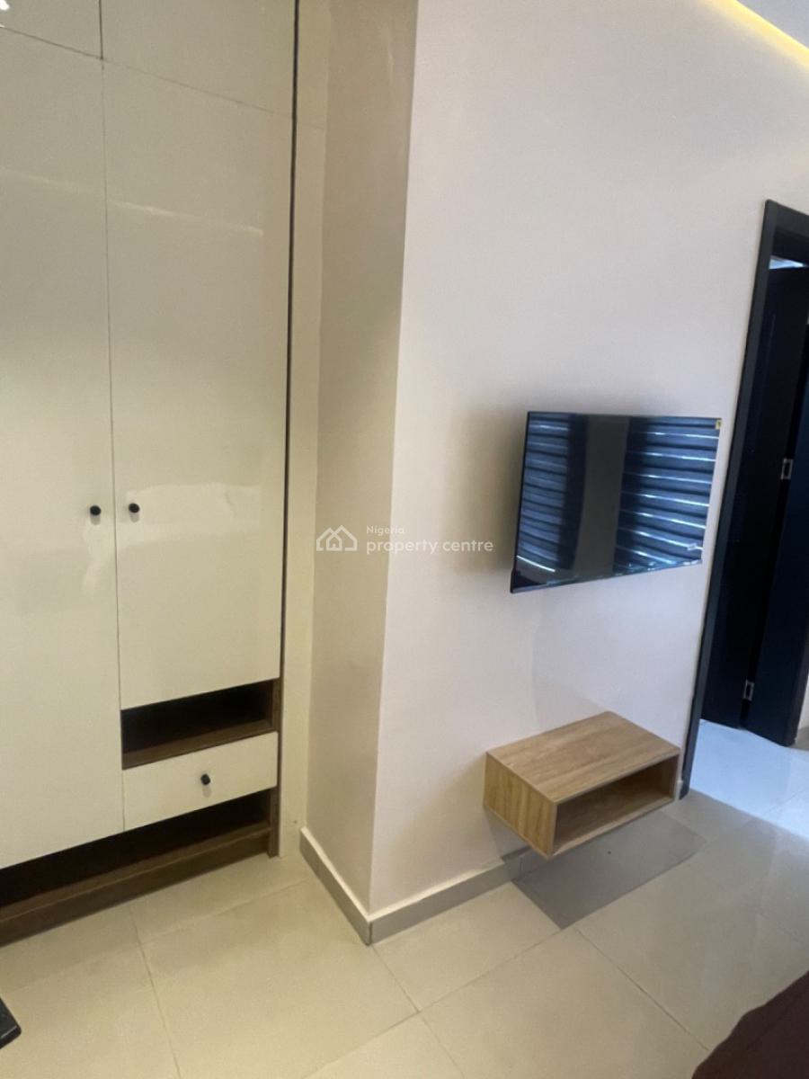 Luxury 3 Bedroom with Excellent Facilities, Furo Ezimora Street, Off Lagoon School, Marwa, Lekki Phase 1, Lekki, Lagos, Flat / Apartment for Rent