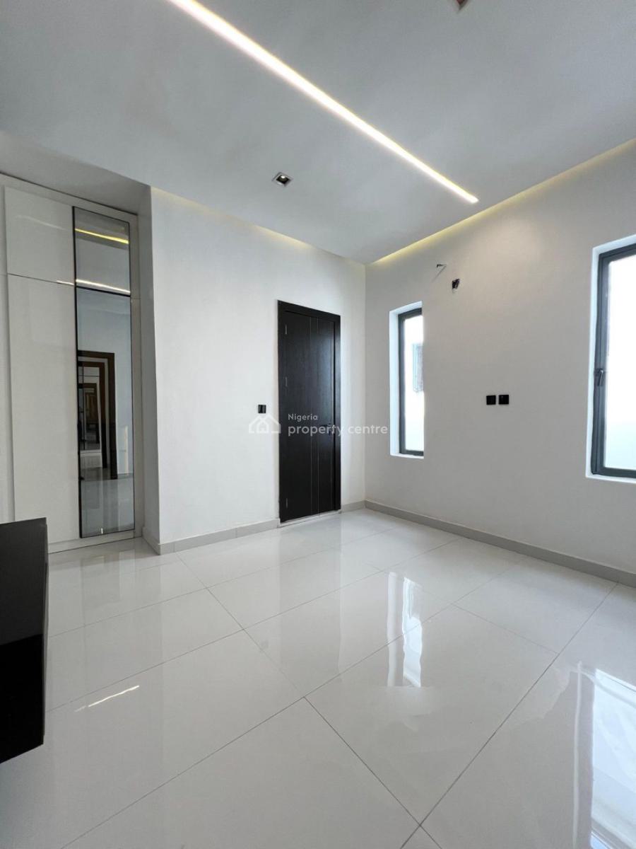 Luxurious 5 Bedrooms Fully-detached Duplex with Bq, Ajah, Lagos, Detached Duplex for Sale