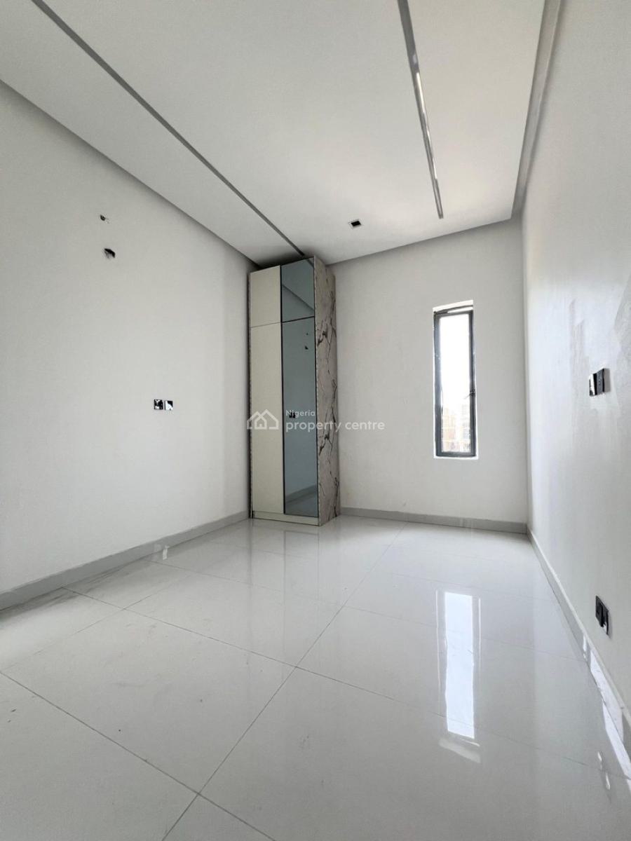 Luxurious 5 Bedrooms Fully-detached Duplex with Bq, Ajah, Lagos, Detached Duplex for Sale