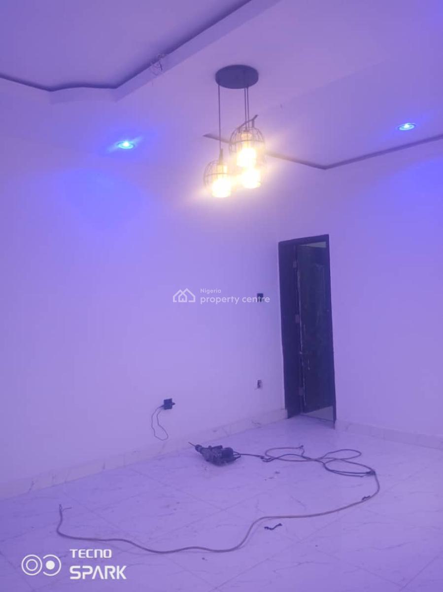 Excellent Spacious 1 Bedroom Apartment, Garki, Abuja, Flat / Apartment for Rent