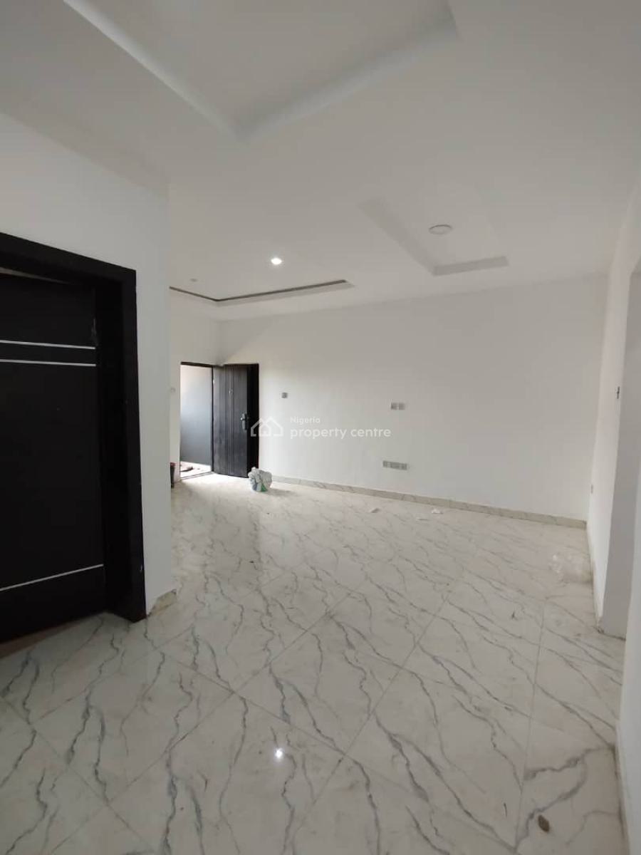Well Spacious 2 Bedroom Apartment, Awoyaya Ibeju Lekki, Awoyaya, Ibeju Lekki, Lagos, Flat / Apartment for Rent