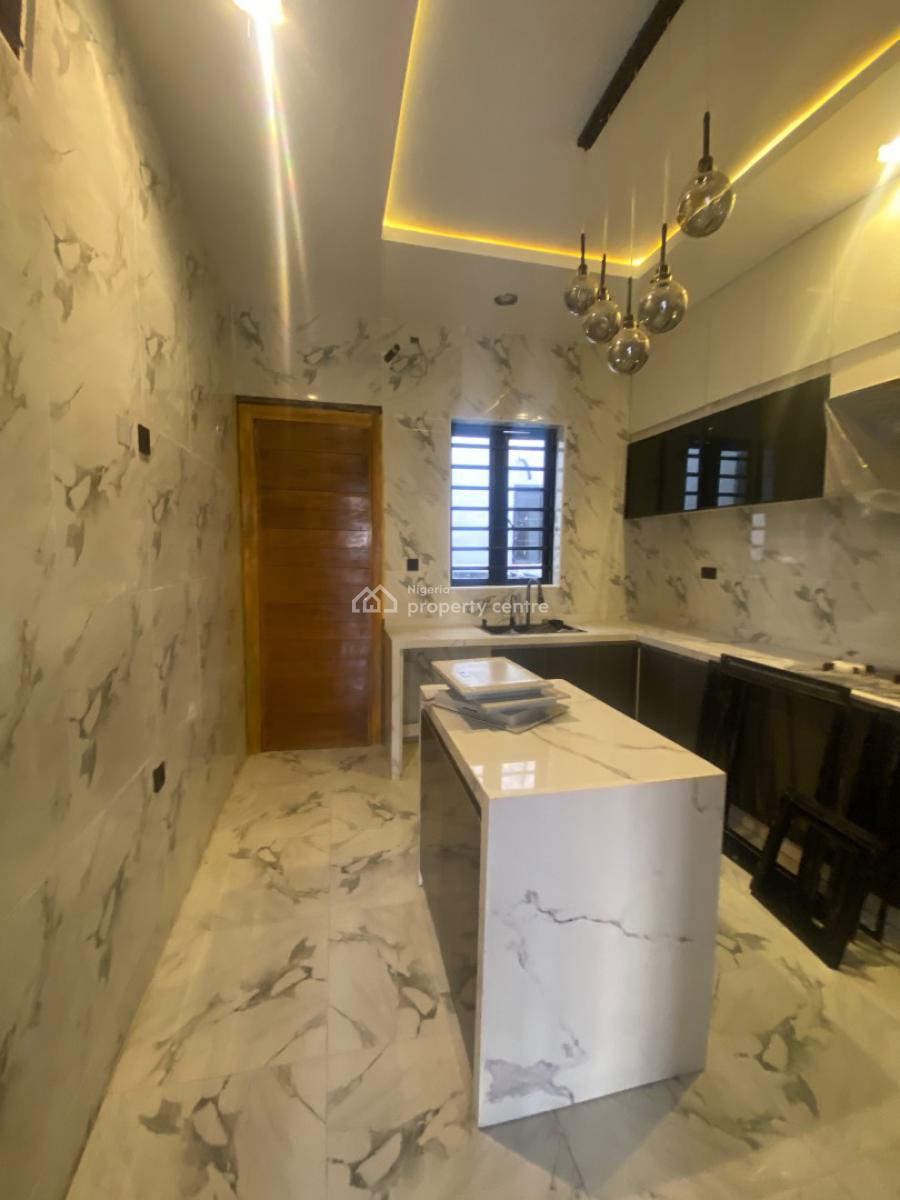 Luxurious 5 Bedroom Detached Duplex with Bq, Chevron, Lekki Phase 1, Lekki, Lagos, Detached Duplex for Sale