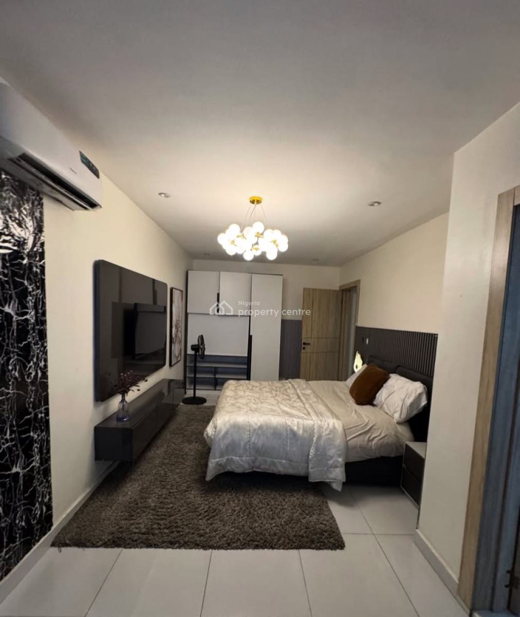 Spacious 3 Bedroom Apartment, Lekki Phase 1, Lekki, Lagos, Flat / Apartment for Rent