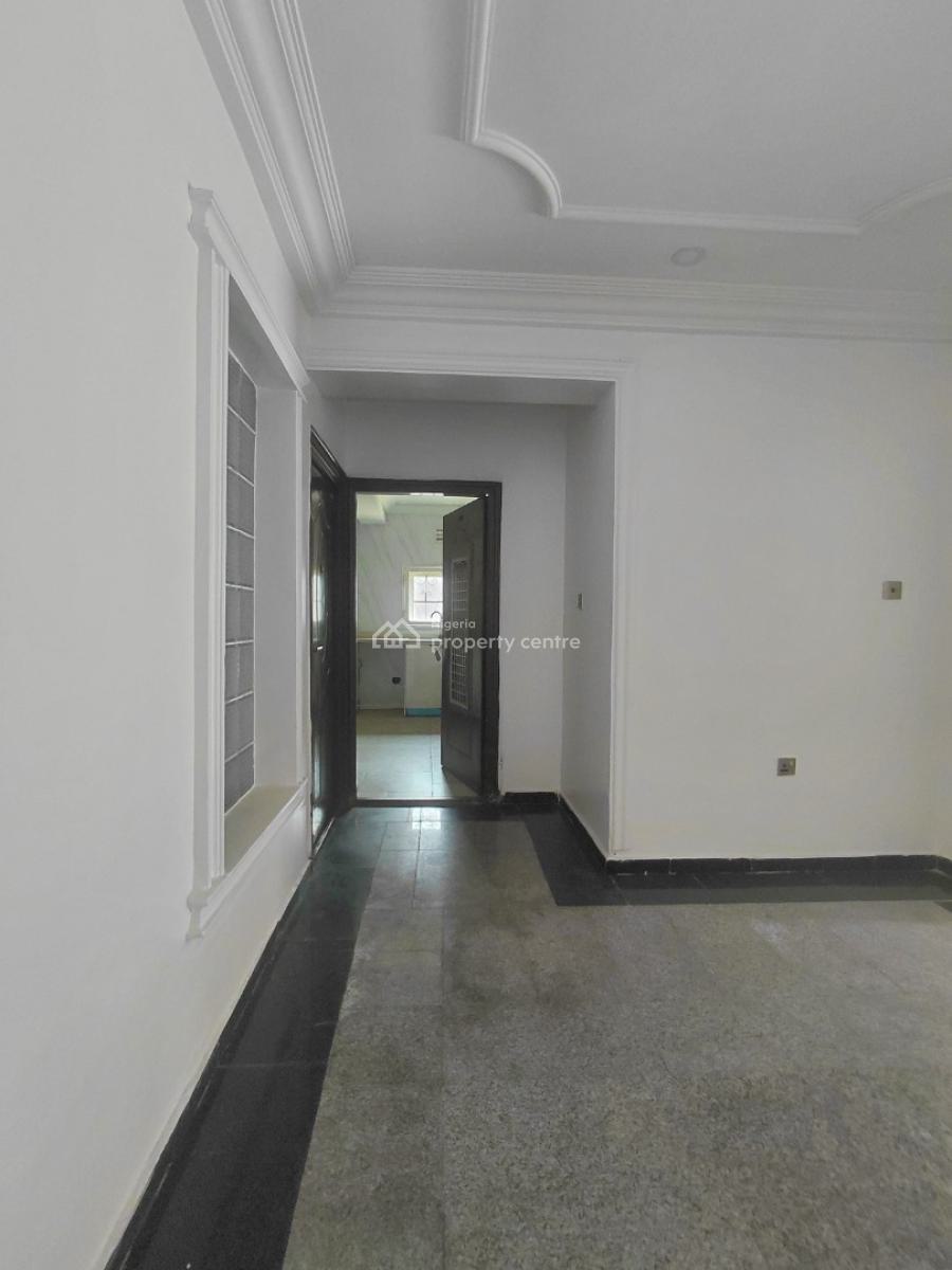 Spacious 3 Bedroom Apartment with a 1 Room Studio Bq, Lekki Phase 1, Lekki, Lagos, Flat / Apartment for Rent