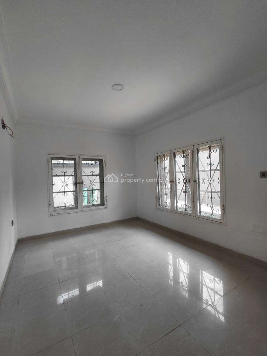 Spacious 3 Bedroom Apartment with a 1 Room Studio Bq, Lekki Phase 1, Lekki, Lagos, Flat / Apartment for Rent