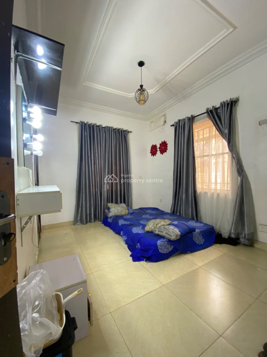 Clean Room in Duplex, Bera Estate, Chevron Drive Lekki Lagos, Lekki, Lagos, House for Rent