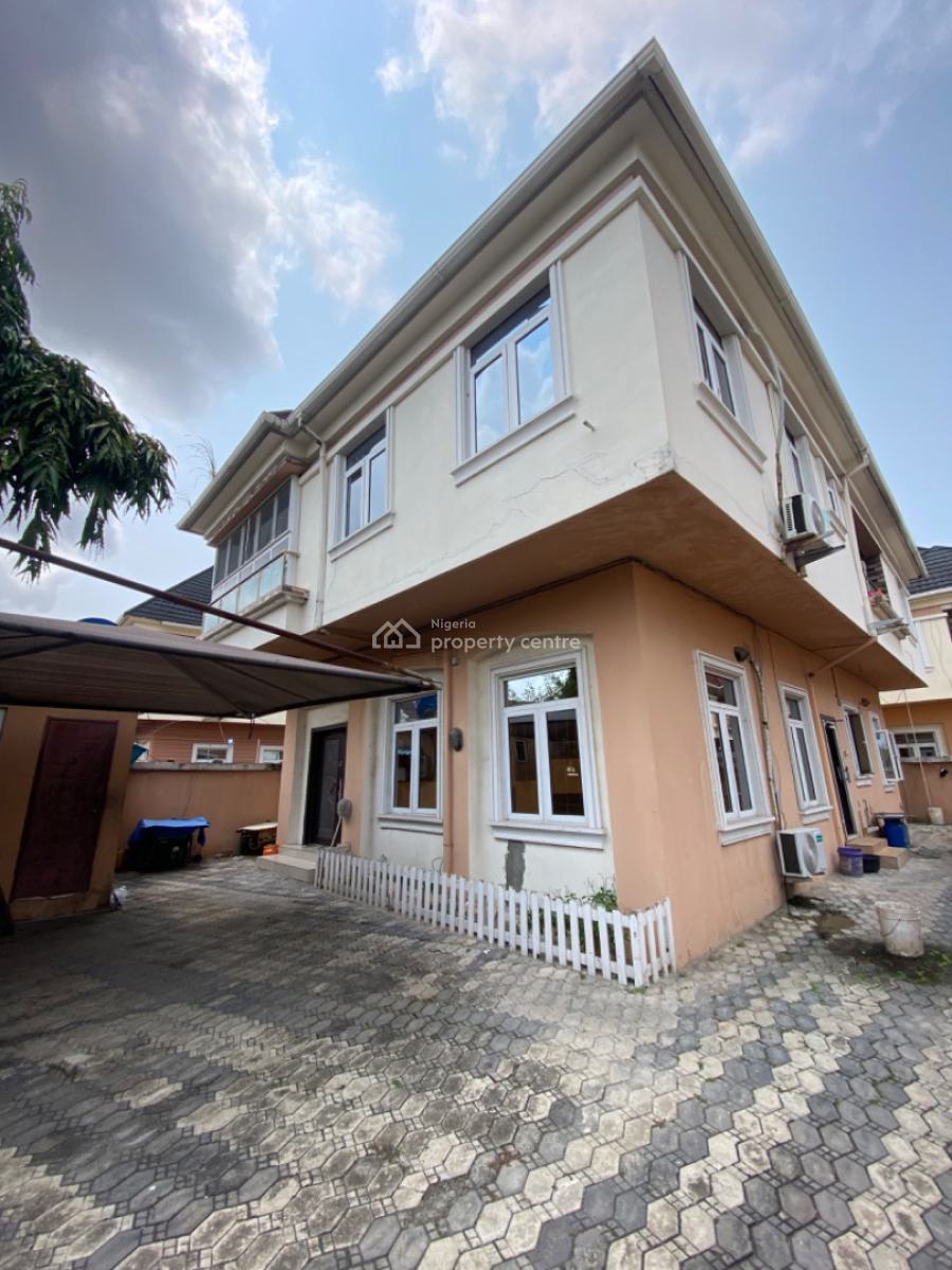 Clean Room in Duplex, Bera Estate, Chevron Drive Lekki Lagos, Lekki, Lagos, House for Rent