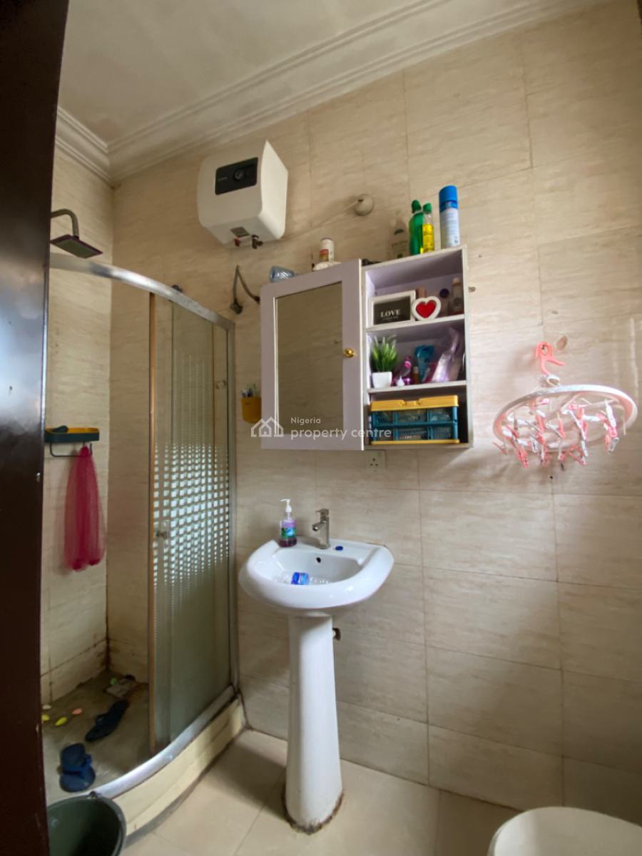 Clean Room in Duplex, Bera Estate, Chevron Drive Lekki Lagos, Lekki, Lagos, House for Rent