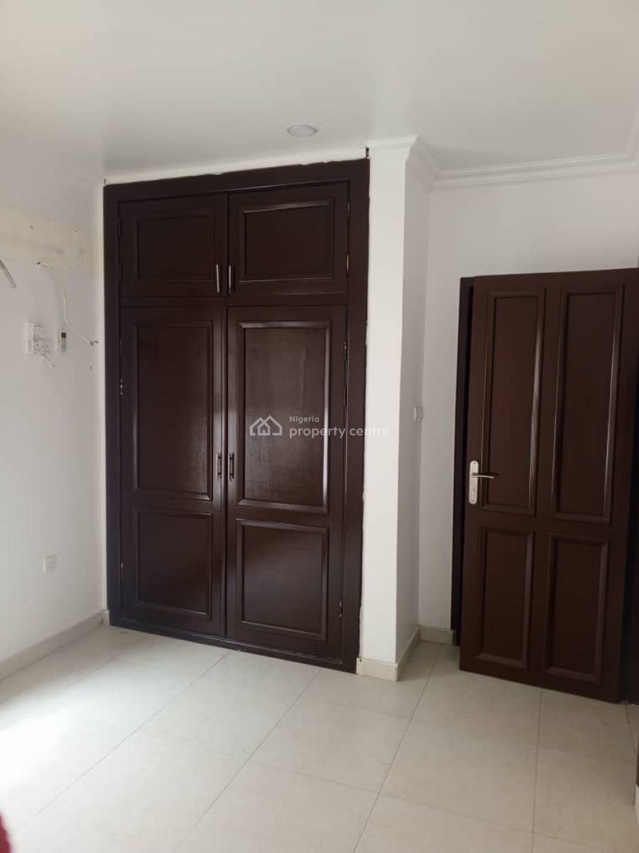 2 Bedroom Apartments, Lekki Phase 1, Lekki, Lagos, Flat / Apartment for Rent