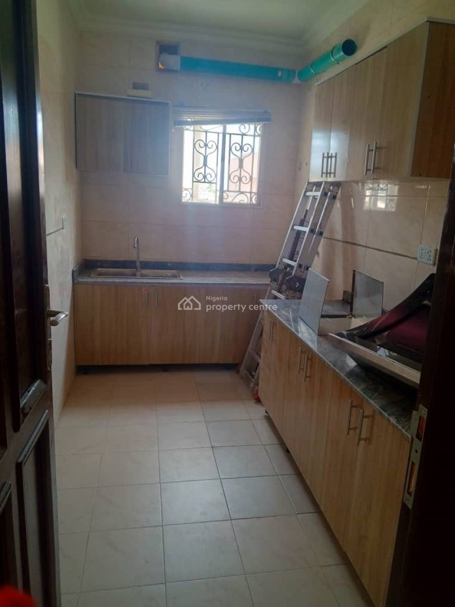 2 Bedroom Apartments, Lekki Phase 1, Lekki, Lagos, Flat / Apartment for Rent