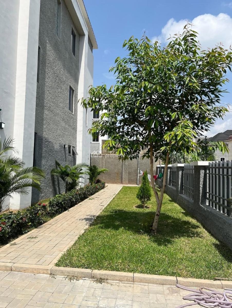 3bedrooms Apartment with Bq, Durumi, Durumi, Abuja, Block of Flats for Sale