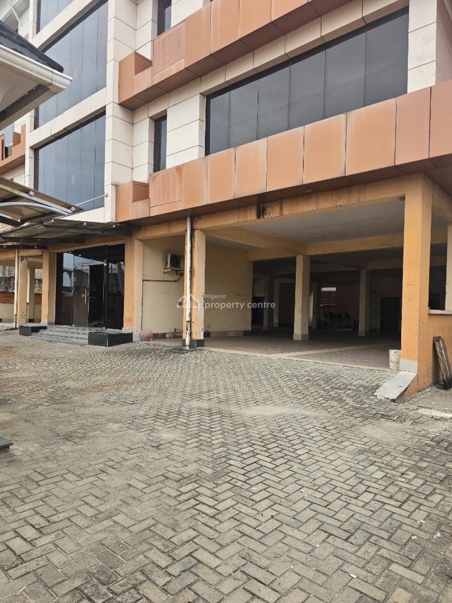 1980 Sqm Open Office Space, Nike Art Gallery, Lekki Right, Lekki, Lagos, Office Space for Rent