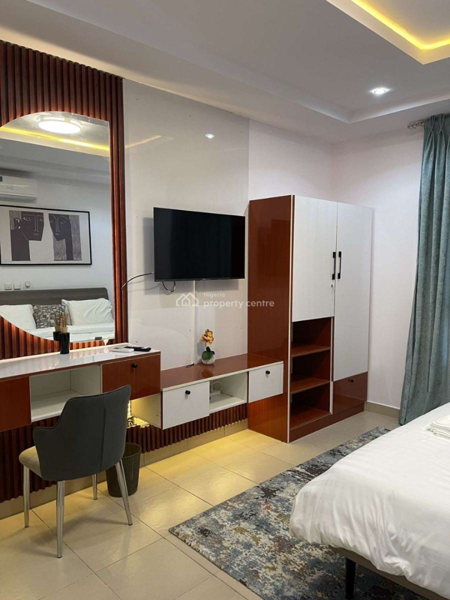 Luxury 3 Bedroom Apartment, Osapa, Lekki, Lagos, Flat / Apartment Short Let