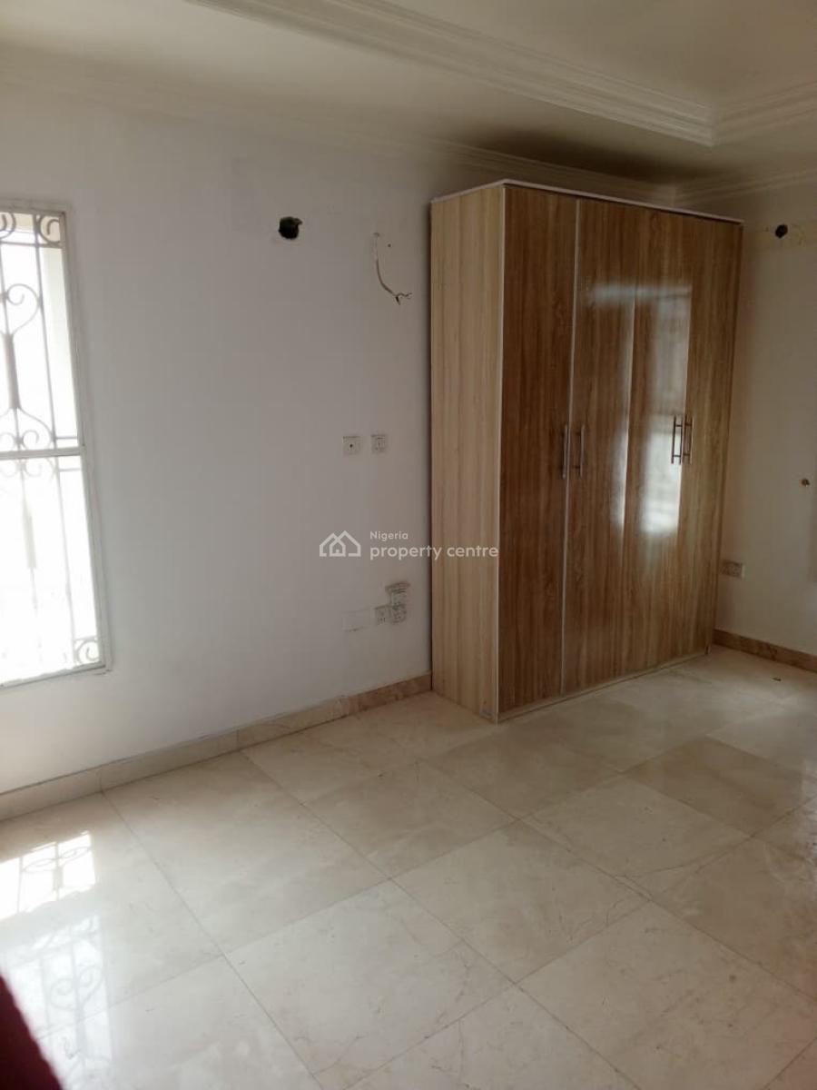 3 Bedroom Penthouse, Lekki Phase 1, Lekki, Lagos, Flat / Apartment for Rent
