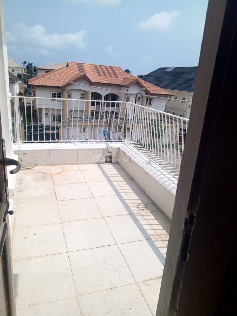 3 Bedroom Penthouse, Lekki Phase 1, Lekki, Lagos, Flat / Apartment for Rent