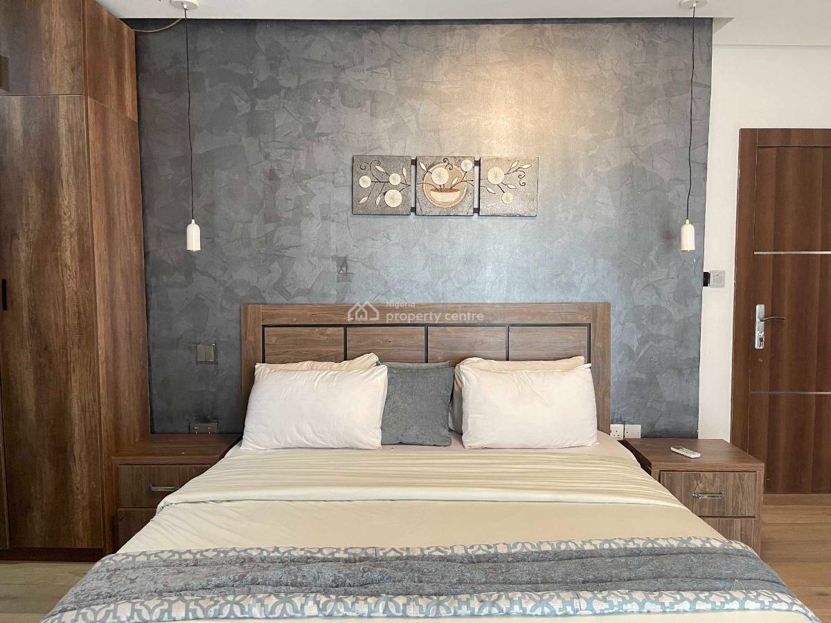 Exquisite 3-bedrooms Waterfront Apartment with Ps5, Pool & Snooker Board, Located at Admiralty Way, Lekki Phase 1, Lekki, Lagos, Flat / Apartment Short Let