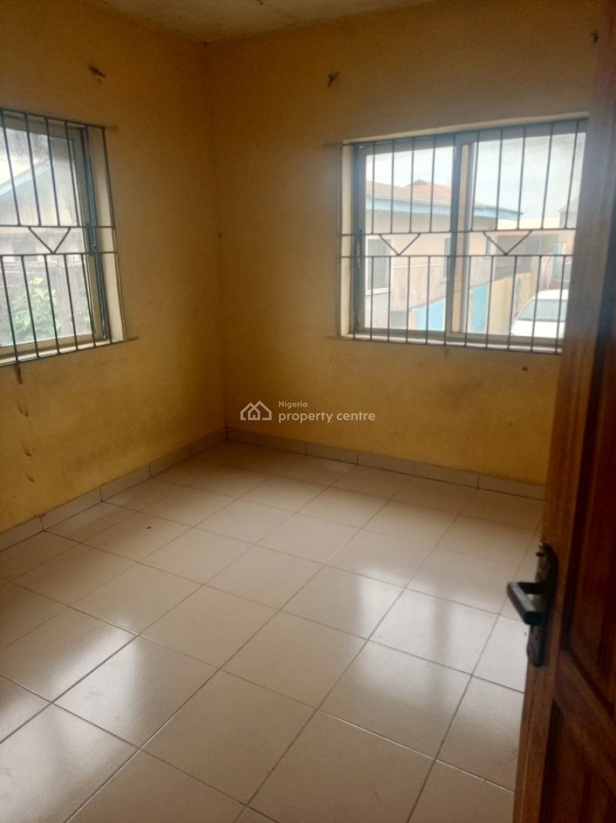 Spacious and Decent 2 Bedroom Upstairs, Fruitful School, Magada, Magada, Ibafo, Ogun, Flat / Apartment for Rent