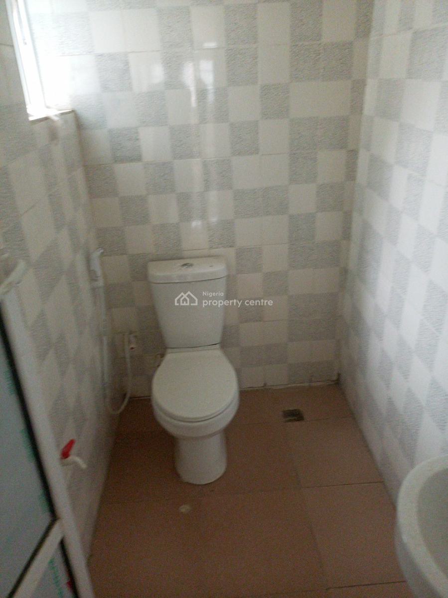 Spacious and Decent 2 Bedroom Upstairs, Fruitful School, Magada, Magada, Ibafo, Ogun, Flat / Apartment for Rent
