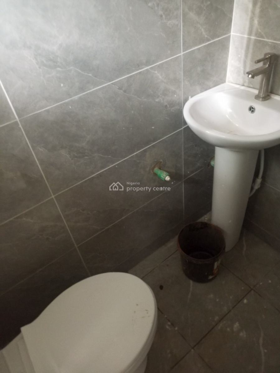 Spacious and Decent 2 Bedroom Upstairs, Fruitful School, Magada, Magada, Ibafo, Ogun, Flat / Apartment for Rent