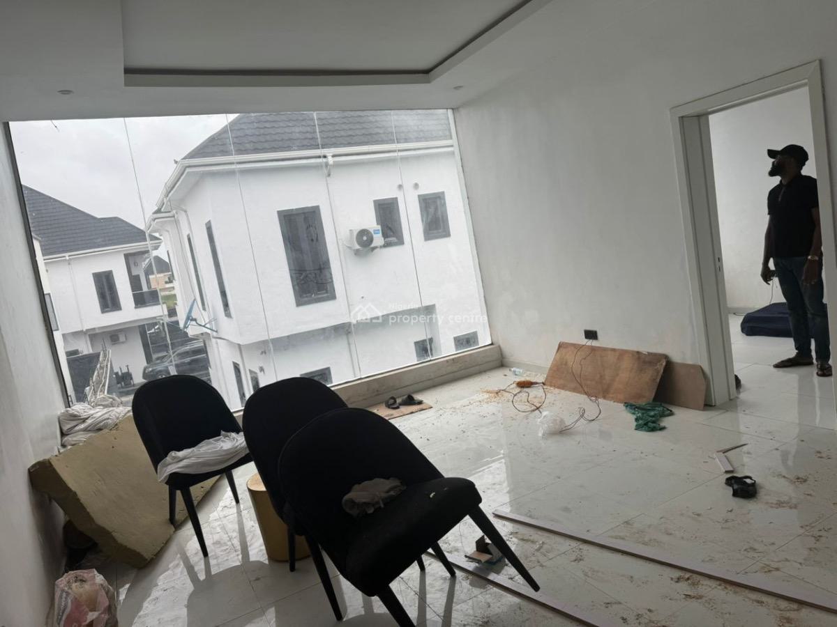 Mini Flat, Behind Pinnock, Lekki, Lagos, Mini Flat (room and Parlour) for Rent