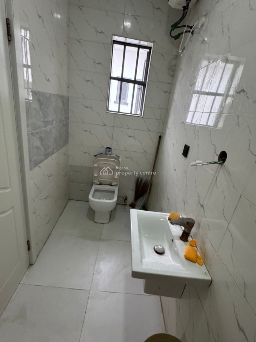 Mini Flat, Behind Pinnock, Lekki, Lagos, Mini Flat (room and Parlour) for Rent