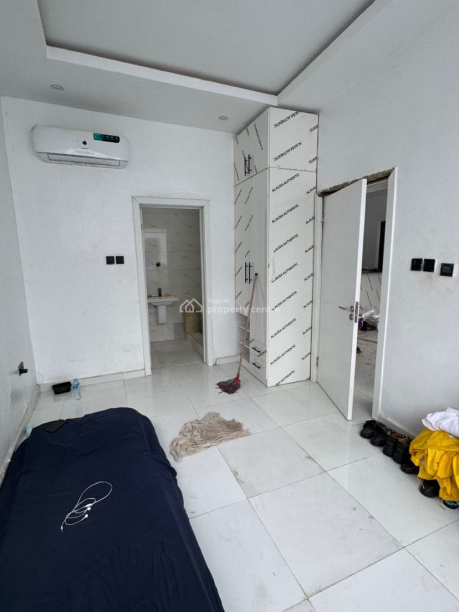 Mini Flat, Behind Pinnock, Lekki, Lagos, Mini Flat (room and Parlour) for Rent