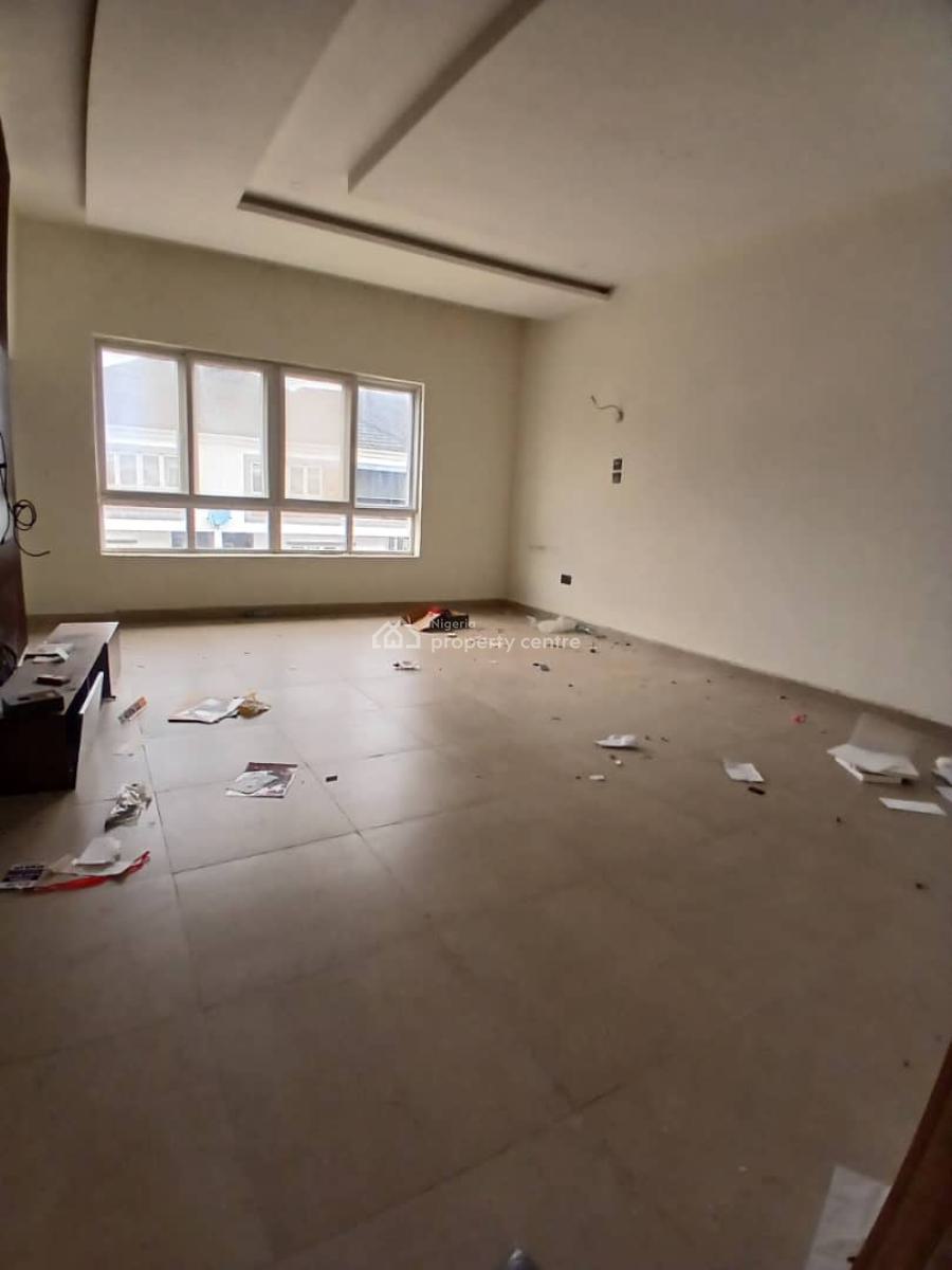 a Spacious Mini-flat Upstairs (master Bedroom and Mini Lounge), Harris Drive, Vgc, Lekki, Lagos, Mini Flat (room and Parlour) for Rent