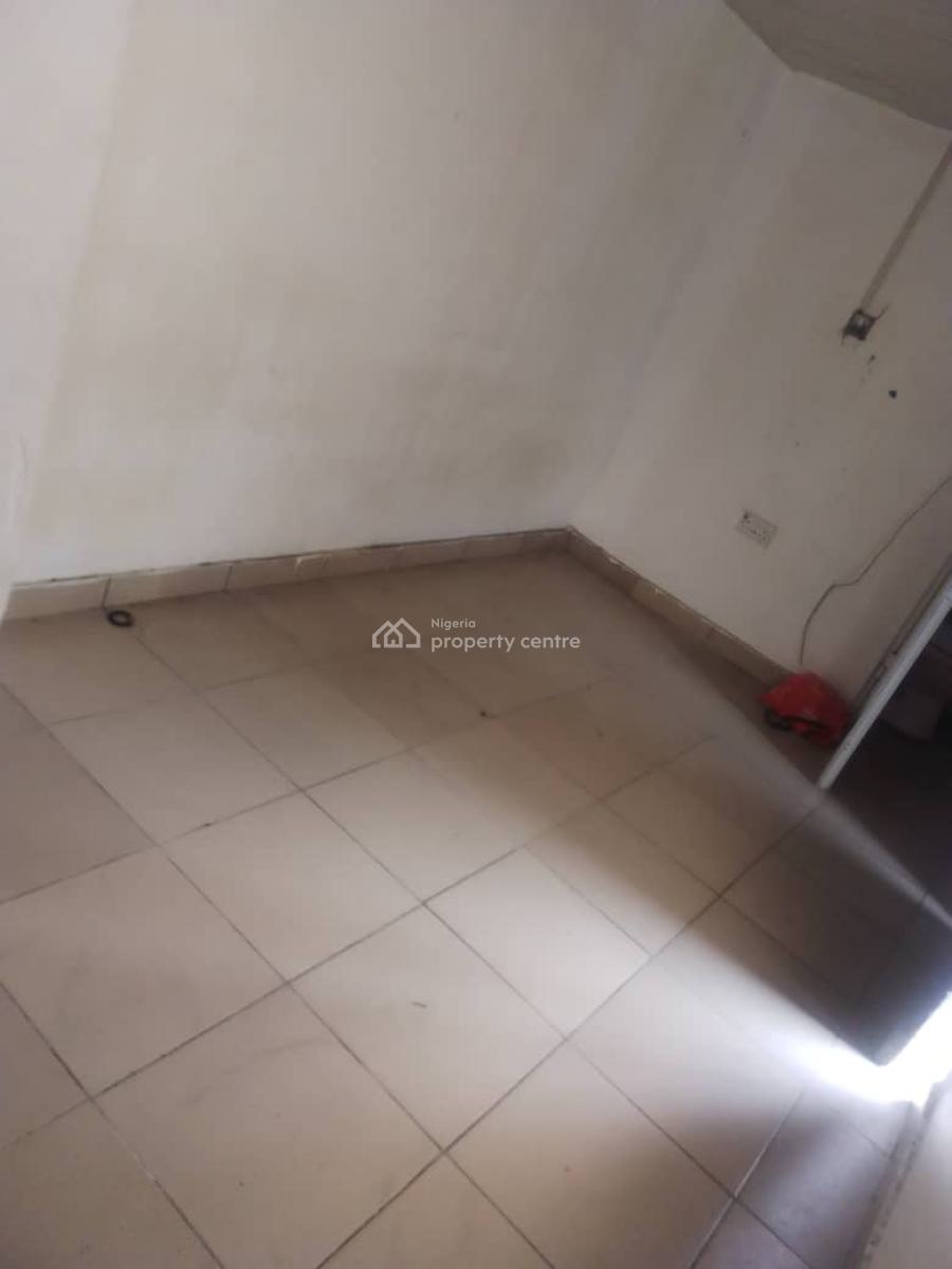 Spacious Single Room Selfcon, Chevron Drive, Lekki, Lagos, Self Contain (single Rooms) for Rent