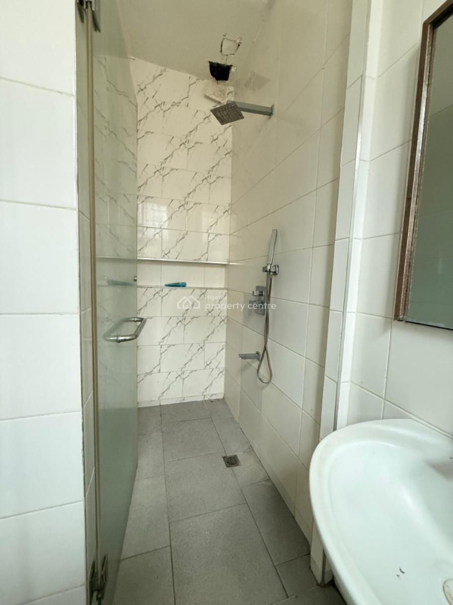 Nice 3 Bedroom Flat with Bq on The Ground Floor, Mabushi, Abuja, Flat / Apartment for Rent