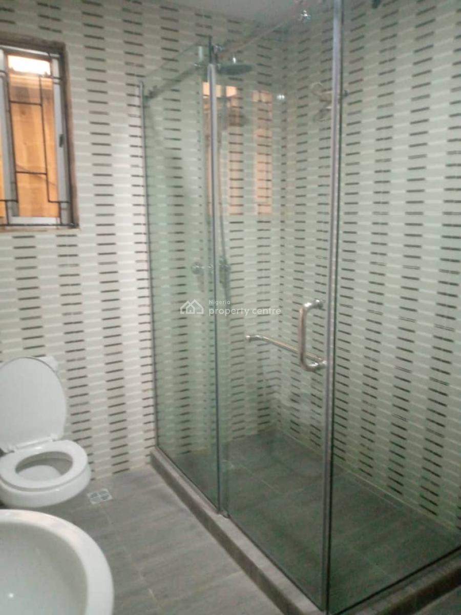 3units of 2bedroom Apartments, Oyadiran Estate, Sabo, Yaba, Lagos, Flat / Apartment for Rent